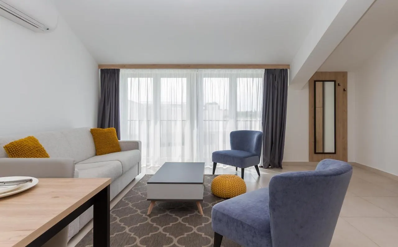 Supreme Apartment Miramare Umag 0*,